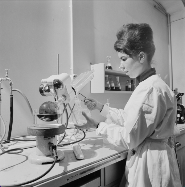 An employee of EMPA in St. Gallen, 1964